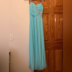 Long blue prom dress size 5/6